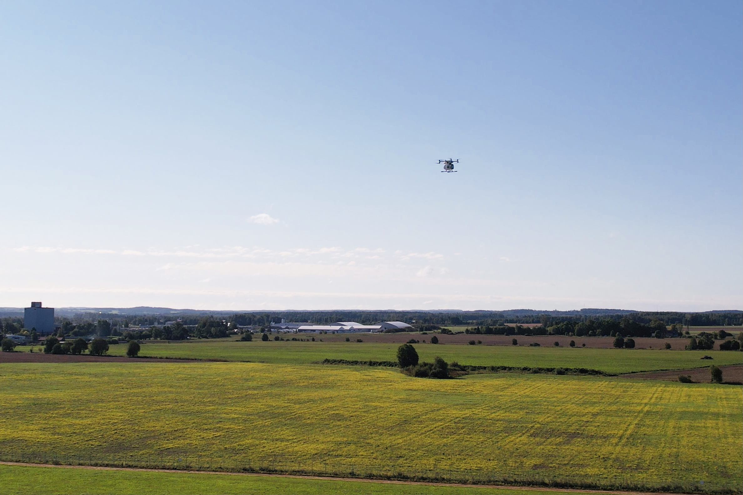(Picture: EHang Falcon logistics AAV conducting trial flights in Estonia)